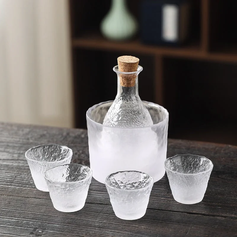 Cloud Collection Japanese Style Glass Sake Set