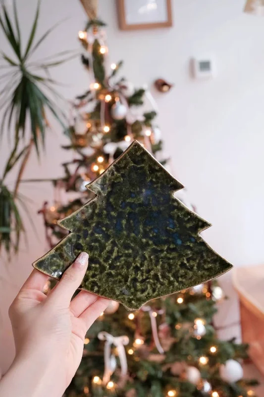 Mino Ware Christmas Tree Shape Plate