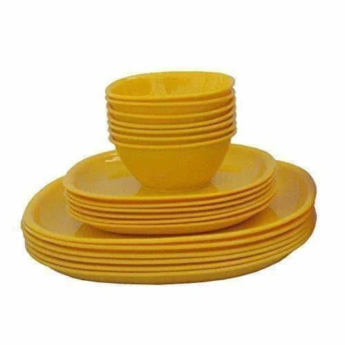 Plastic Square Plate and Bowl Set, 18-Pieces, Yellow