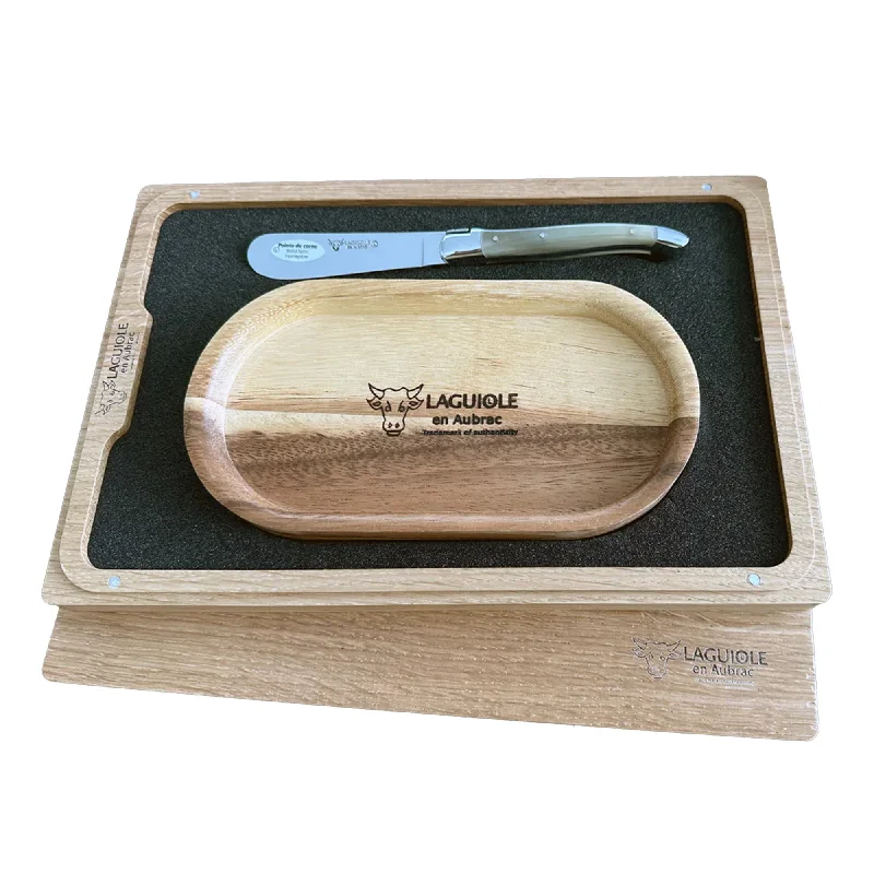 Laguiole en Aubrac Handcrafted Butter & Soft Cheese Knife With Solid Horn Handle & Oak Wood Rest Set